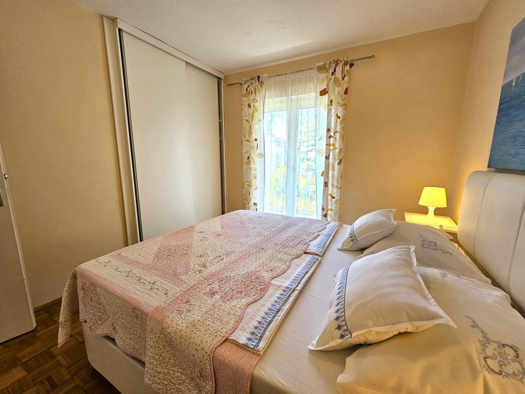 Apartments Mirko Малинска Экстерьер фото