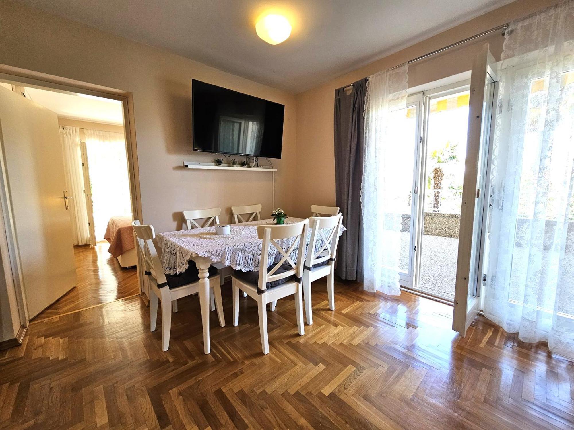 Apartments Mirko Малинска Экстерьер фото